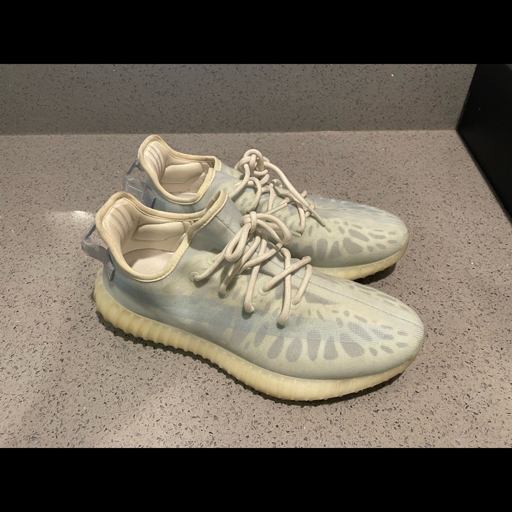 Mens Yeezy Boost 350 “Mono Ice”